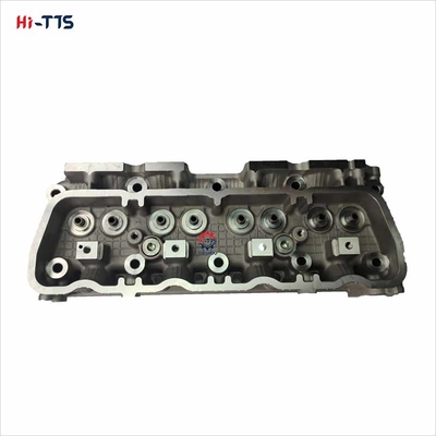 シリンダーヘッド 11040-FY501 自動車スペアパーツ K21/K25 ディーゼルエンジン