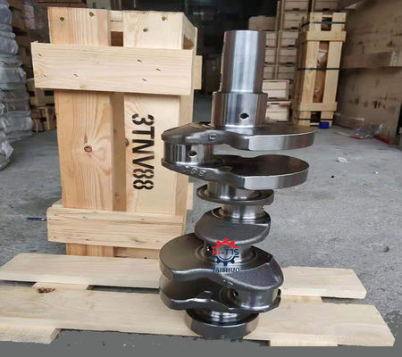 掘削機のエンジン部分のYanmar 3TNV84のクランク軸729350-21700 129001-21000